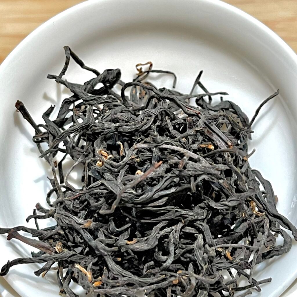 Dried Xiao Cai Cha high mountain black tea leaves from Shouning, Fujian, 2026 first spring harvest