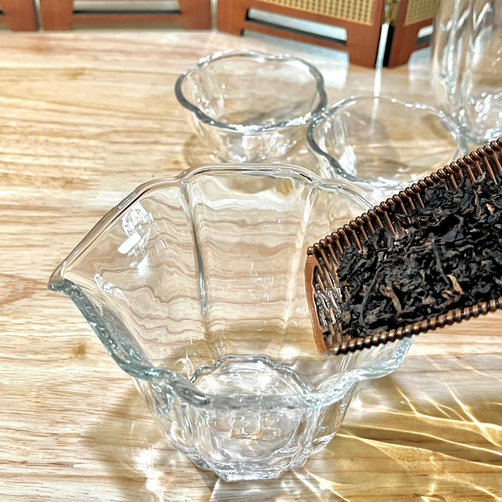 Yunnan ripe pu-erh tea brick