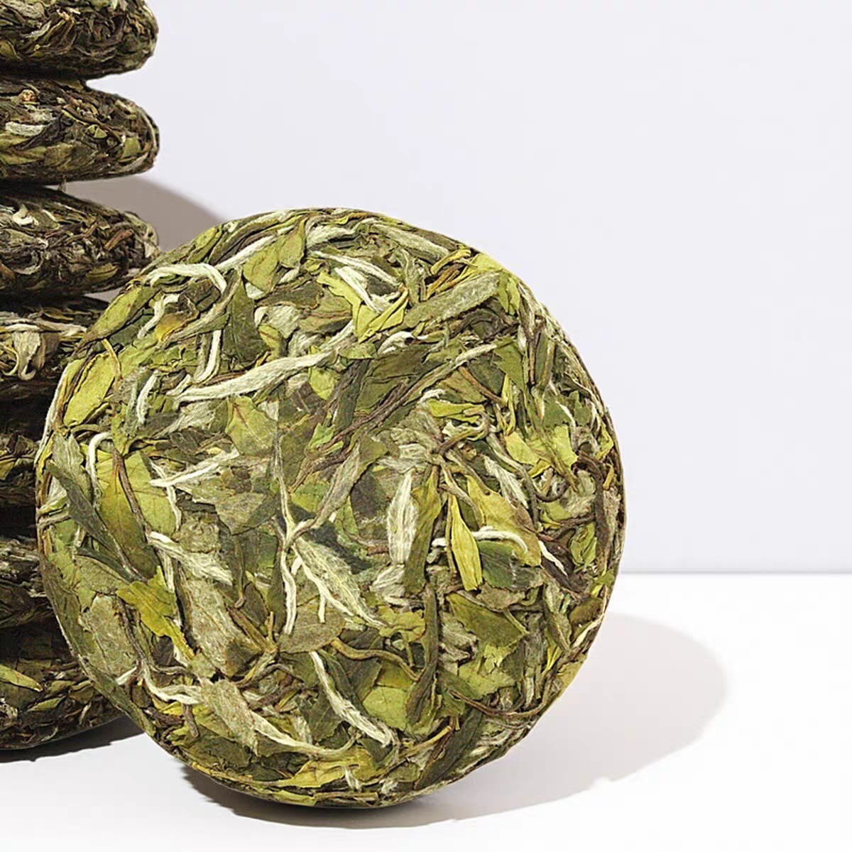 Premium White Peony Bai Mudan Cake | Authentic Shouning 2023 - Image 2