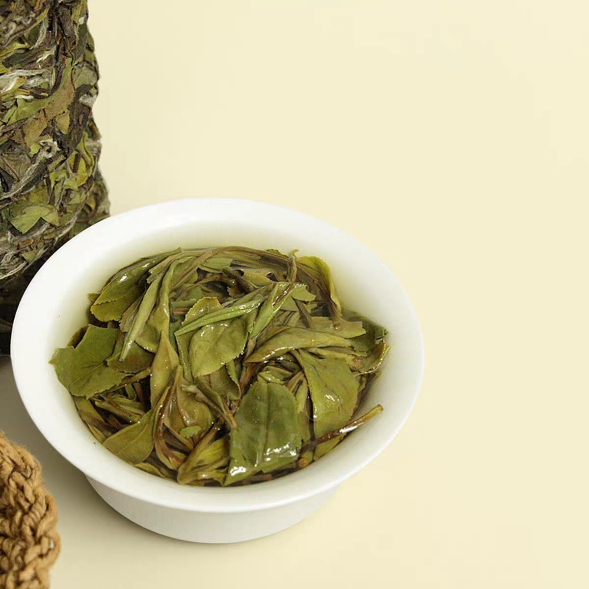 Premium White Peony Bai Mudan Cake | Authentic Shouning 2023 - Image 4